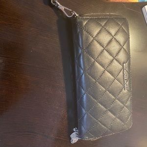 Michael Kors - black leather wristlet/wallet